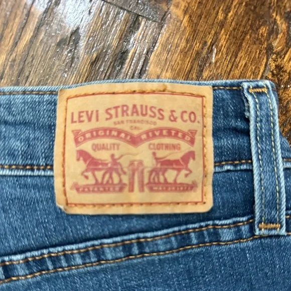 Levis Jeans 721 High Rise Skinny-Size 28 - Picture 1 of 7